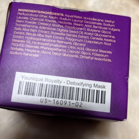 Younique Royalty Skincare Detoxifying Mask Charcoal Infused New in Box 50ml - Picture 4 of 9